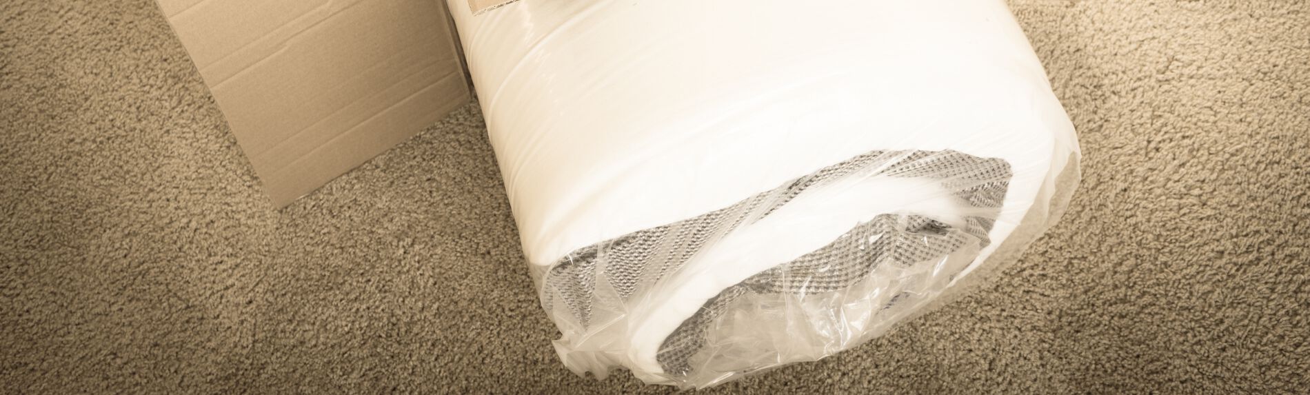 Pros and cons of a mattress in a box